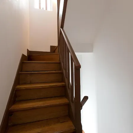 Taipas Konukevi Porto