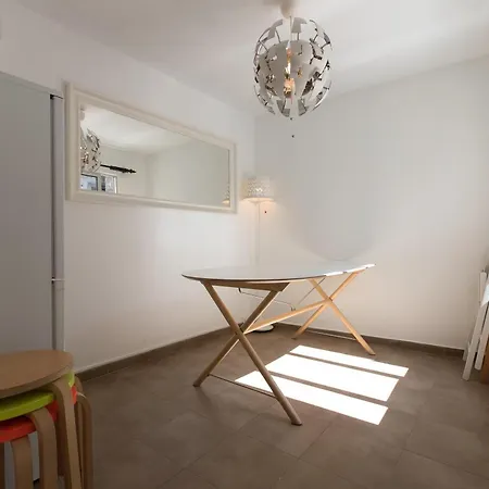 ゲストハウス Taipas ポルト